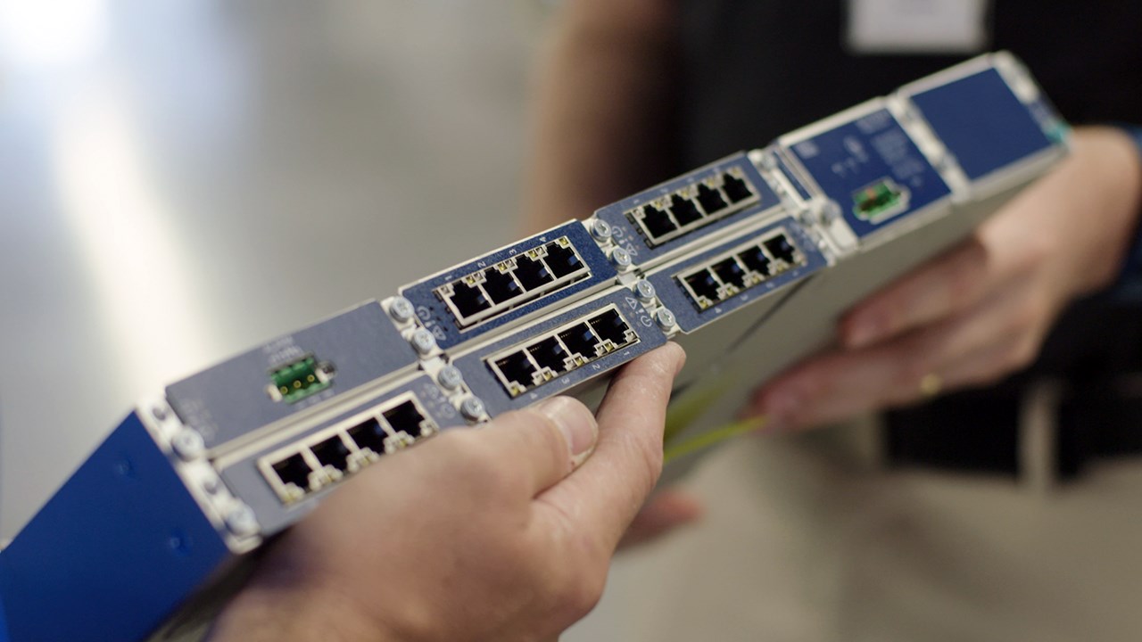 Engineer a better network. It starts with SDN.